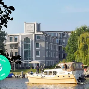 Am Schloss Koepenick By Golden Tulip Berlin