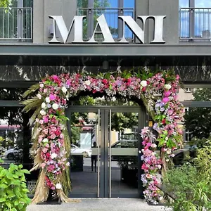 Mani Berlin
