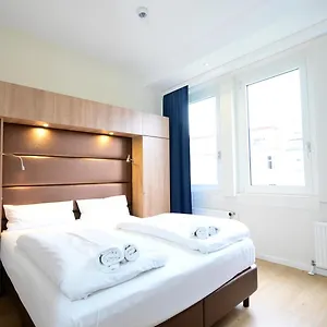 Motel Plus Berlin מלון